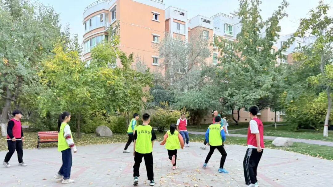 足球老爹张晓东和他的小区公益足球队
