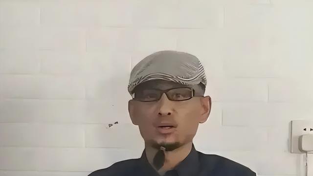 事实证明，“消失”9年的歌手阿宝，早就走上了一条“不归路”！