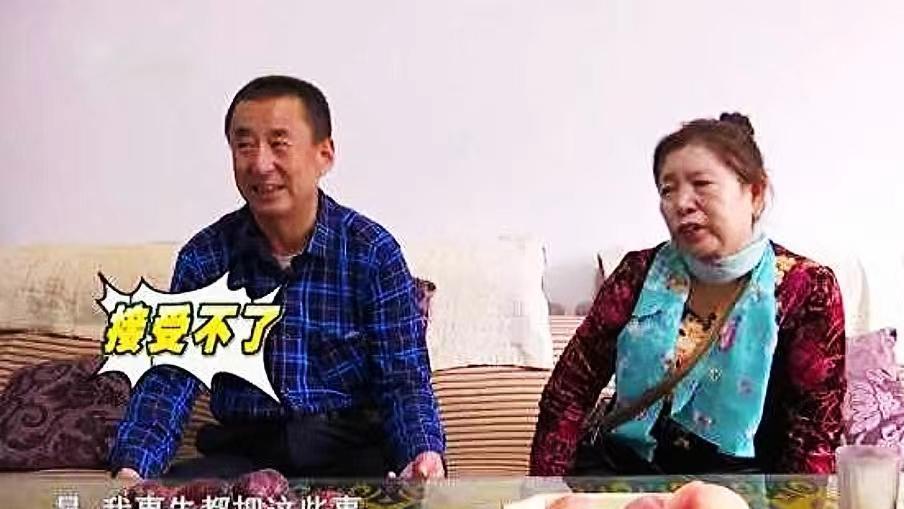 72岁大爷寻觅老伴，相中漂亮大妈后提出同居，只因不愿再忍受单身生活