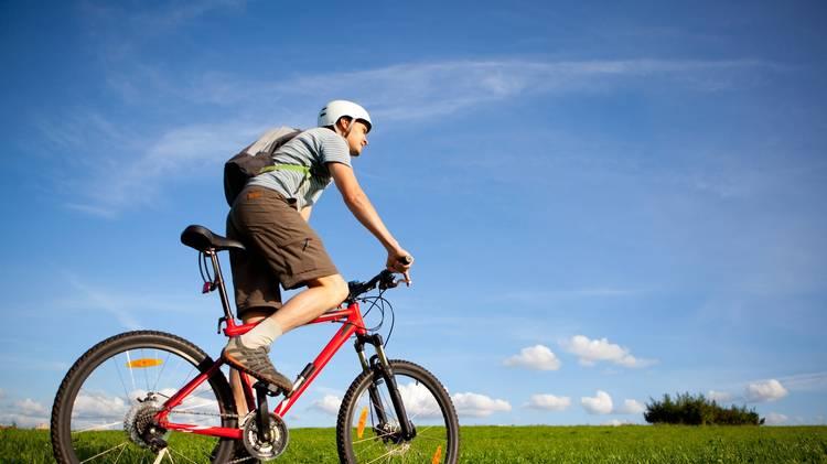 热搜内容新内核：情绪引爆与场景化表达的传播魔力