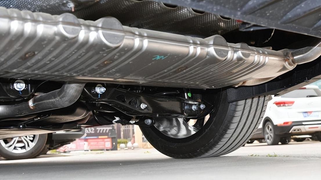 人生第一辆车，为名爵MG7的颜值买单，小插曲很多，但我不后悔