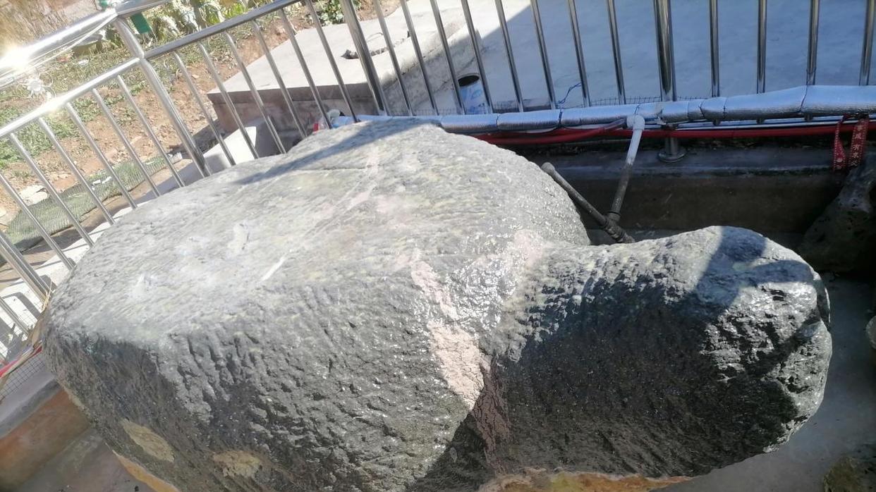 千年古寺放光芒 层林尽染藏禅意