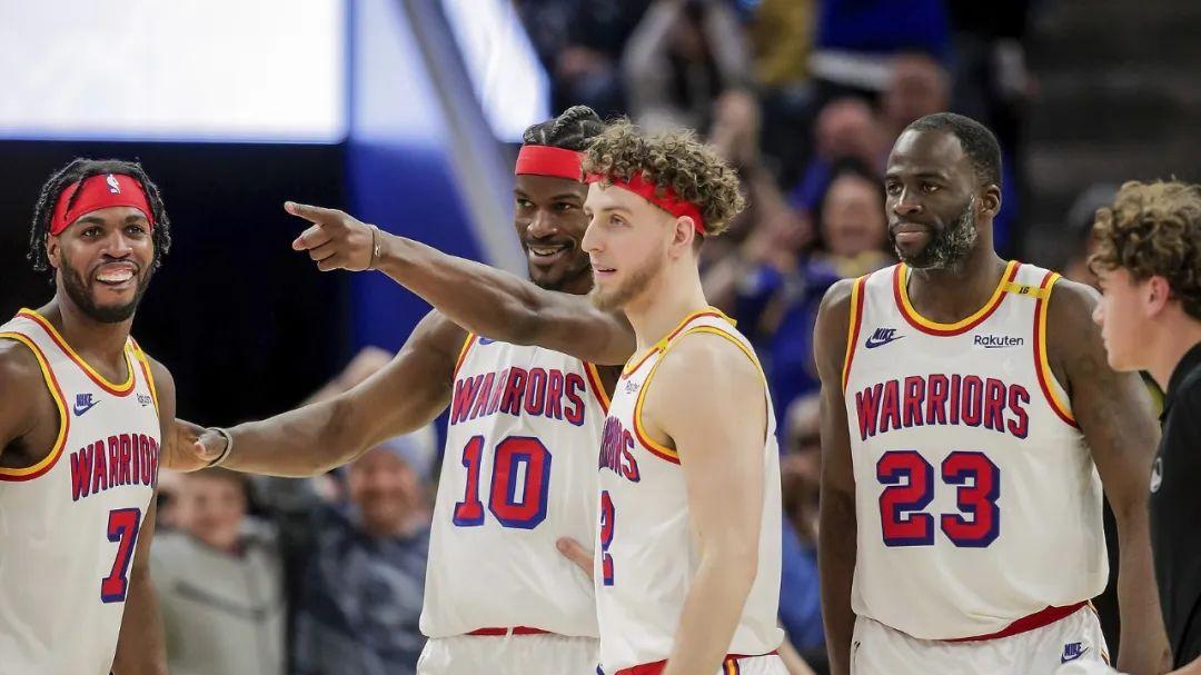 NBA季后赛西部首轮G5勇士vs火箭(中文在线)完整版（免费高清直播附回放）