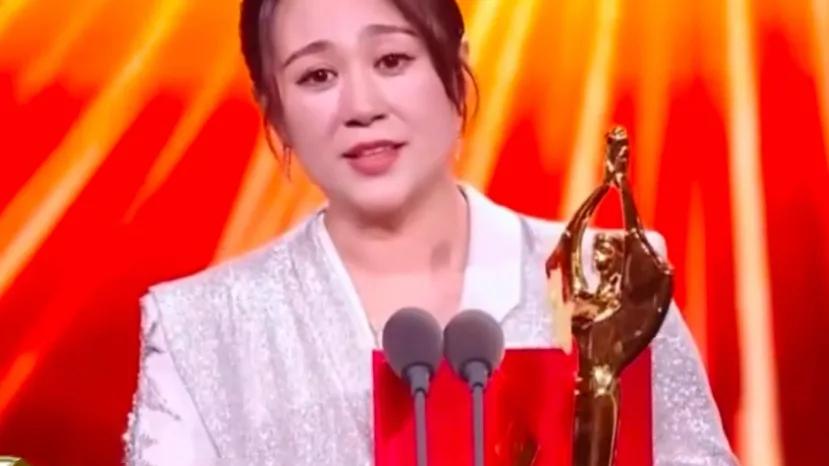 马丽，正式解绑沈腾。