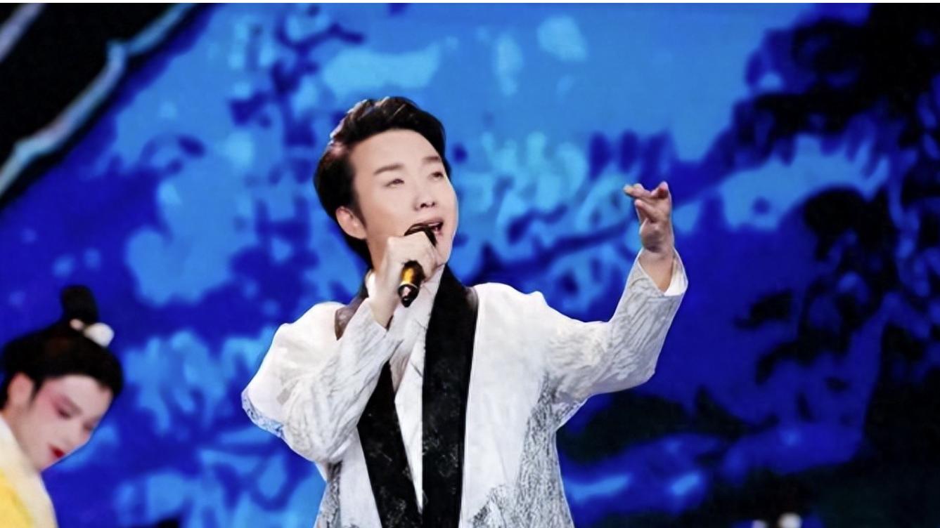 “跳梁小丑”的李玉刚跌落神坛，不再被世界宽容，梅葆玖：死不原谅