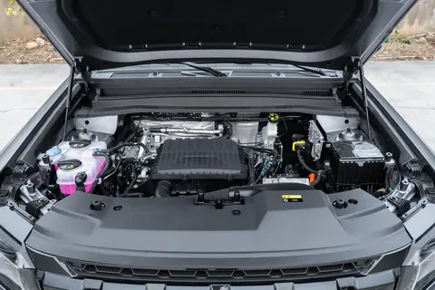 续航无忧+越野从容！捷途旅行者C-DM能否重塑硬派SUV价值标杆？