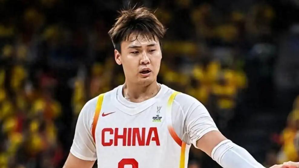 豪华阵容，广东逆转江苏，徐杰救世主，杜锋五上五下玩大了