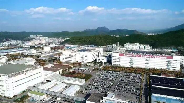 LGD再变卖LCD工厂 背后OLED还将面对三星、京东方、TCL华星、维信诺、惠科等中韩企业的双重夹
