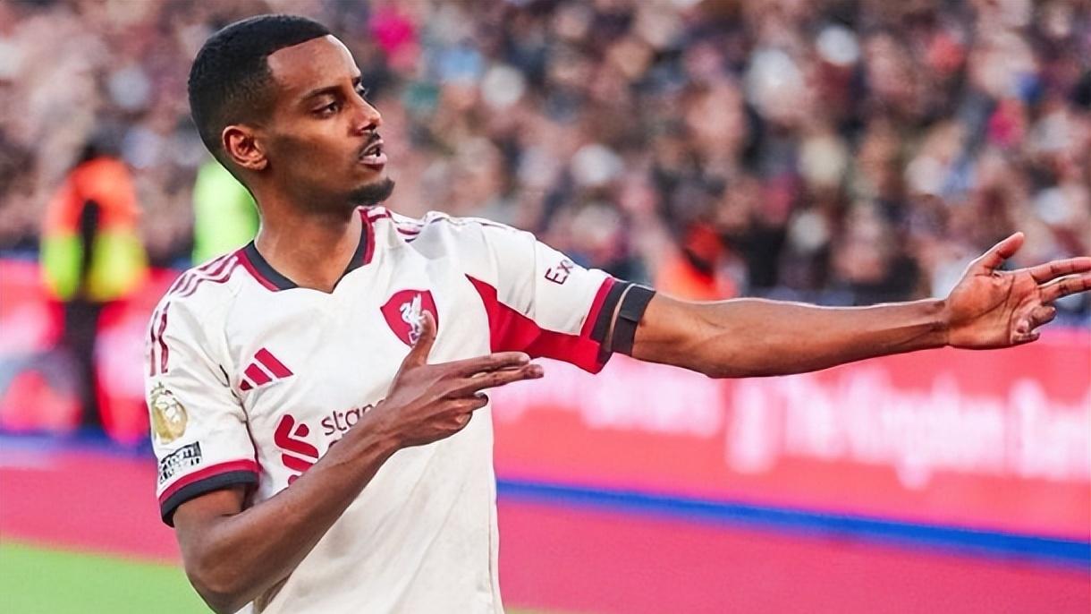 利物浦2-0西汉姆终结三连败，萨拉赫替补，球队战术变革奏效