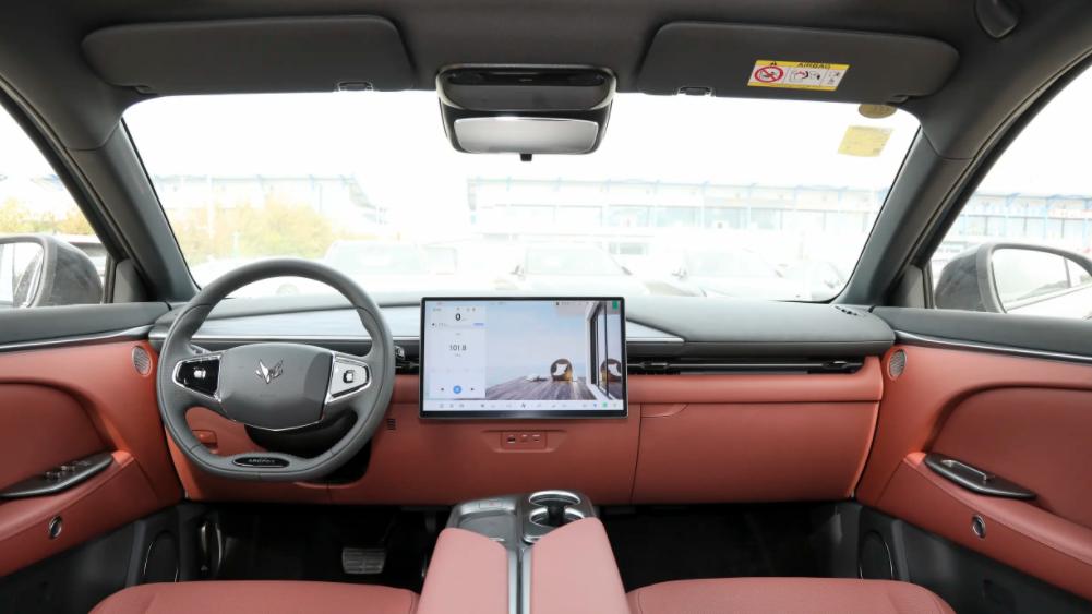 双动力破局，极狐阿尔法T5上市，降价能否挽回销量颓势？