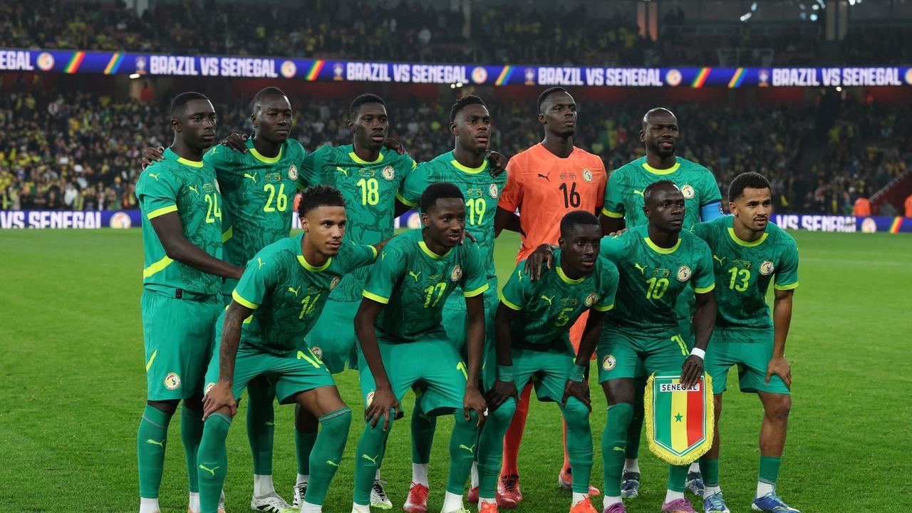 8-0，塞内加尔踢疯，33岁马内戴帽，24岁拜仁悍将雅克松梅开二度