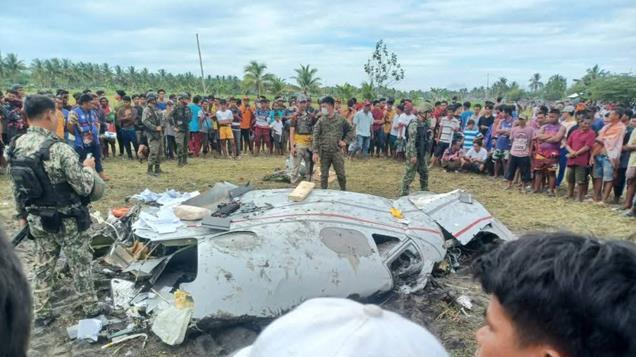 美菲防长刚通完电话，在菲律宾一架美机坠毁，我军055深入菲腹地