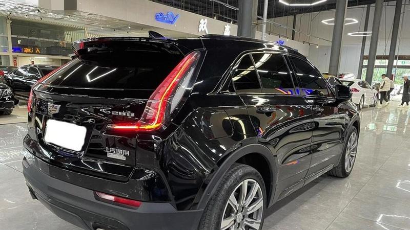 凯迪拉克XT4换装石墨烯电池，充电速度提升3倍，电动化进程再加速