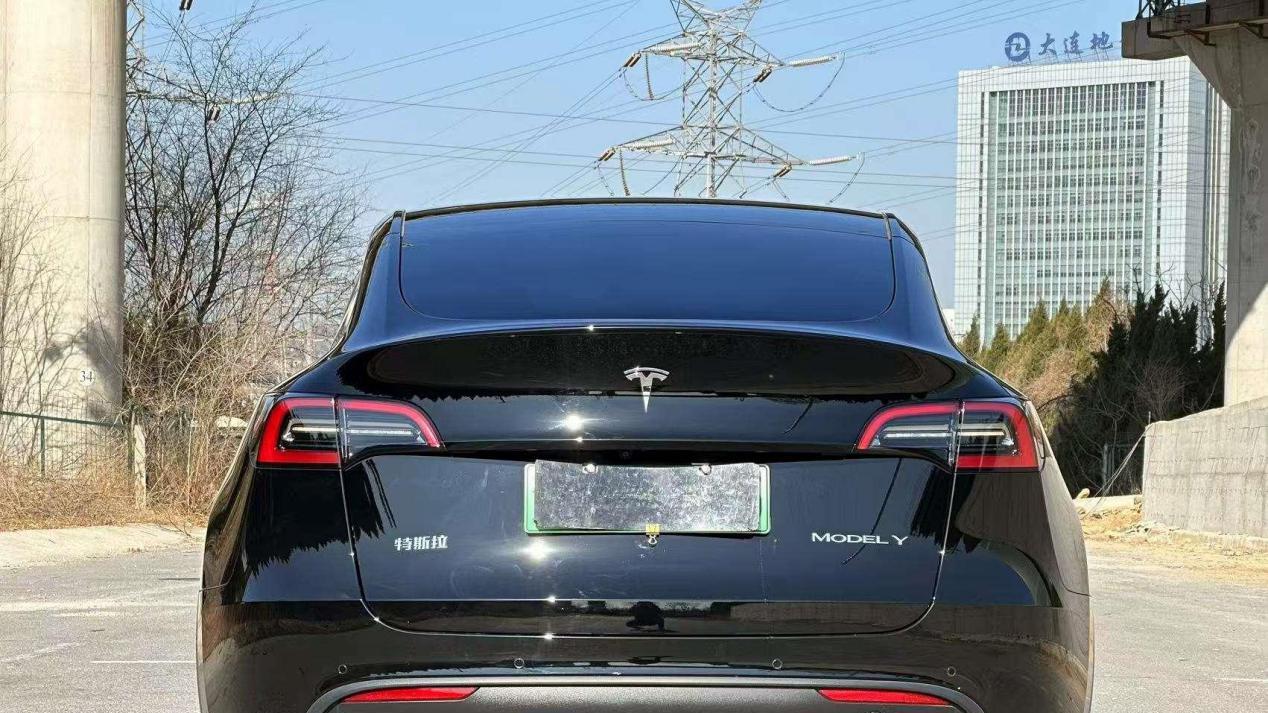 准新特斯拉Model Y长续航版，3.8万公里一手车，性能依旧强劲！