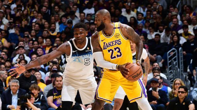 NBA17冠王喜提4连胜，共46个罚球，当家球星33+17，太强