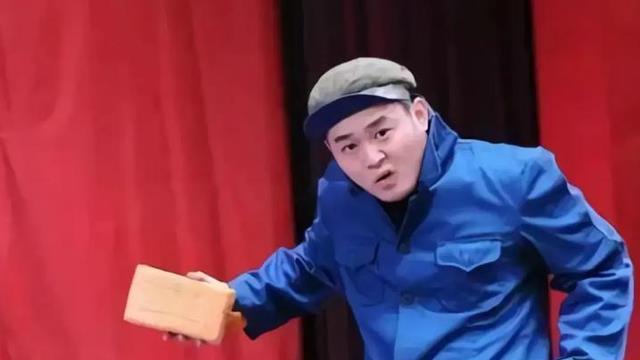 赵本山“最惨徒弟”，老婆改嫁兄弟，如今却成圈内“查无此人”