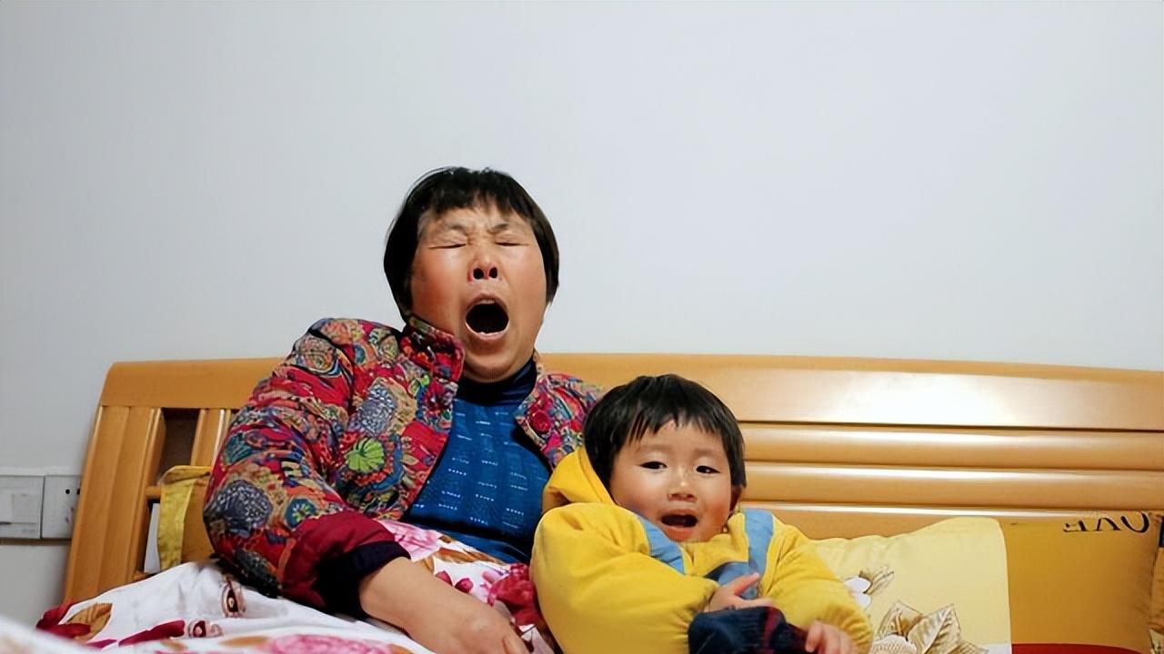 “如果条件允许，别让姥姥带娃” 宝妈说出3个现实原因，值得深思