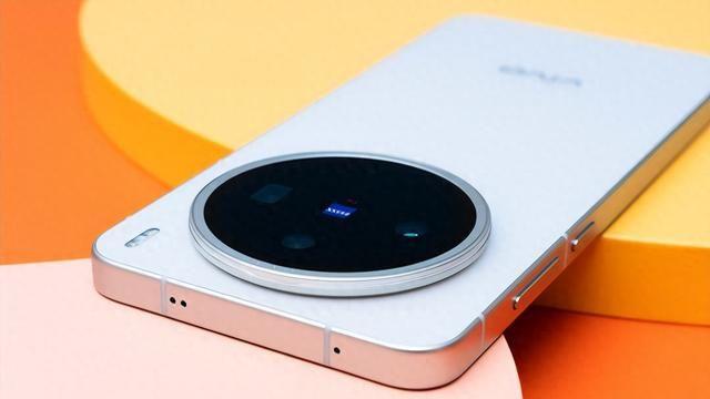 打破苹果生态，vivo X200s放大招，颜值、性能全都要