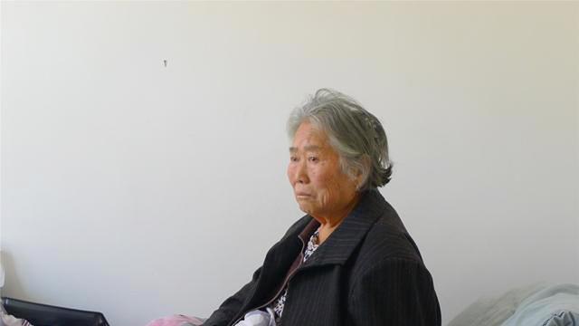 68岁阿姨哭诉：卖掉房子去儿子家养老，是我这辈子做过最后悔的事