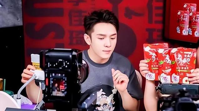 李佳琦直播间618战报：宠物品类销量暴涨73%，背后隐藏着什么？
