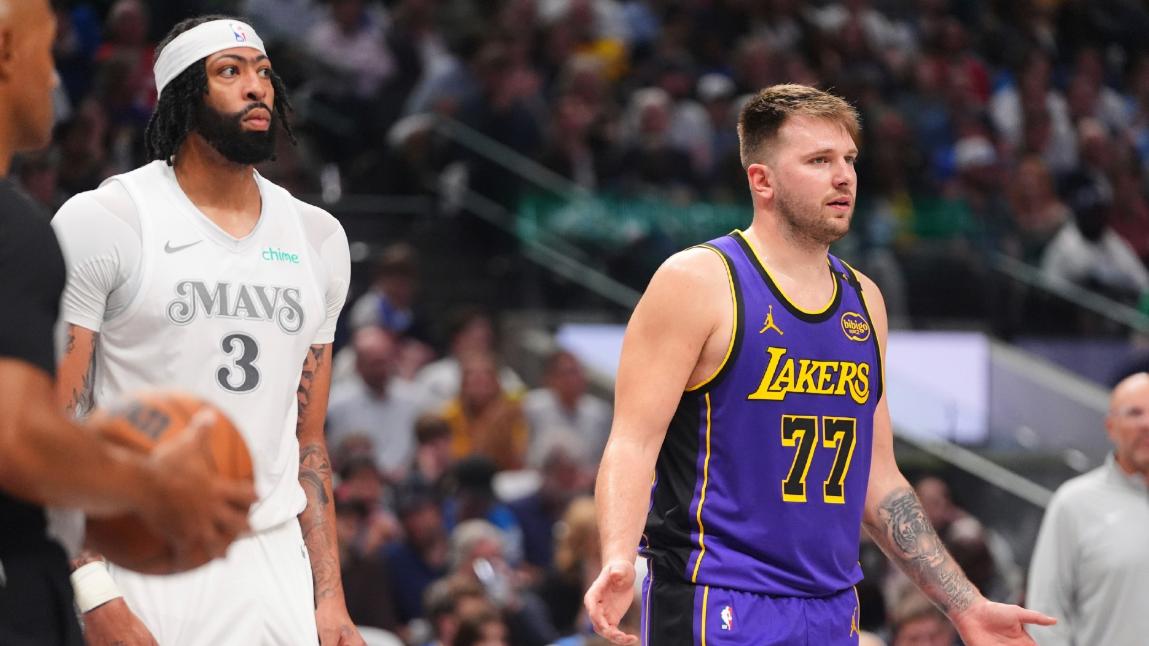 年薪5400万，带队打到西部垫底！一手好牌被打烂，这笔交易真亏大了