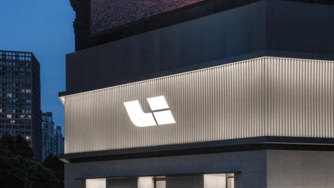 理想汽车推出AD Max V13智能驾驶系统