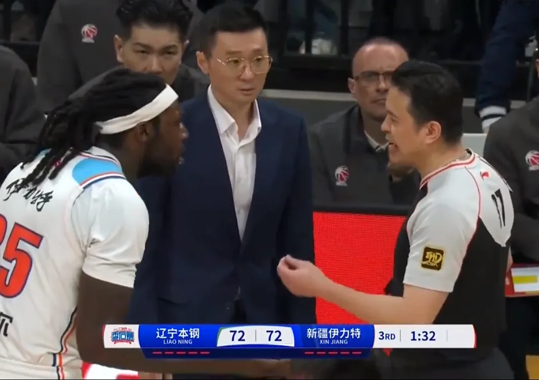 大逆转！辽篮险爆冷，刘炜不服气，赵继伟拯救杨鸣，胜之不武？