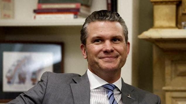 统领130万大军，美新防长就任，反华第一枪开响，中国不赌美国输