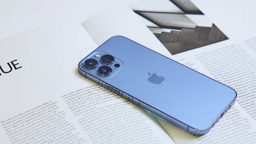 2025年了，iPhone 13 Pro Max还香吗？二手党必看！