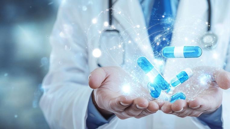 在爱的迷雾中寻觅真相：如何优雅应对亲友“好意”的纷扰