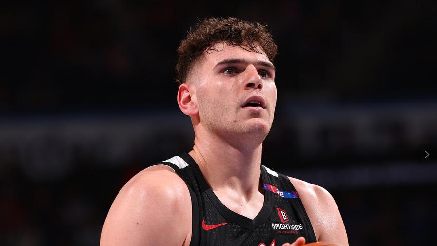 克林根练出三分球，衔接段主打五小阵，此时的杨瀚森还能做点什么