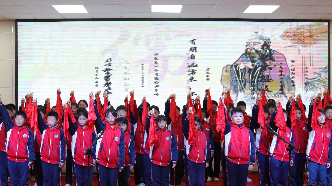 惊艳！南阳八全小学部经典诵读展演火爆全场