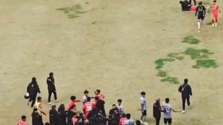中国足球爆发50人互殴！两省体育局联合调查 结果官宣：重罚