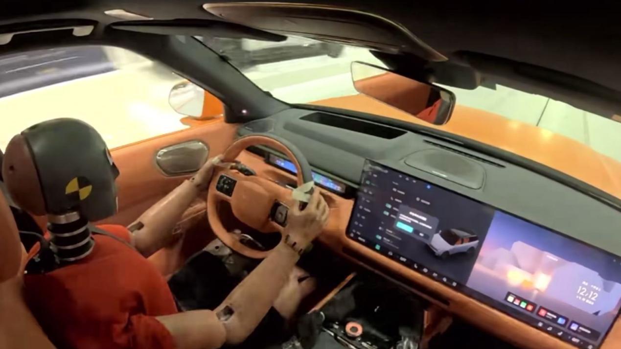 碰撞测试直播现场零滤镜，领克900把大六座SUV安全全方位展现