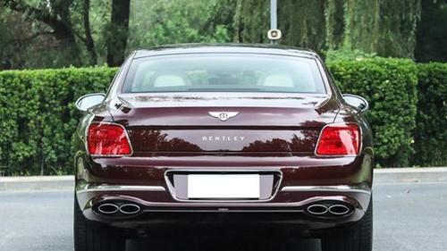 宾利飞驰价格大暴跌，新车这样的落地价，大家觉得怎么样