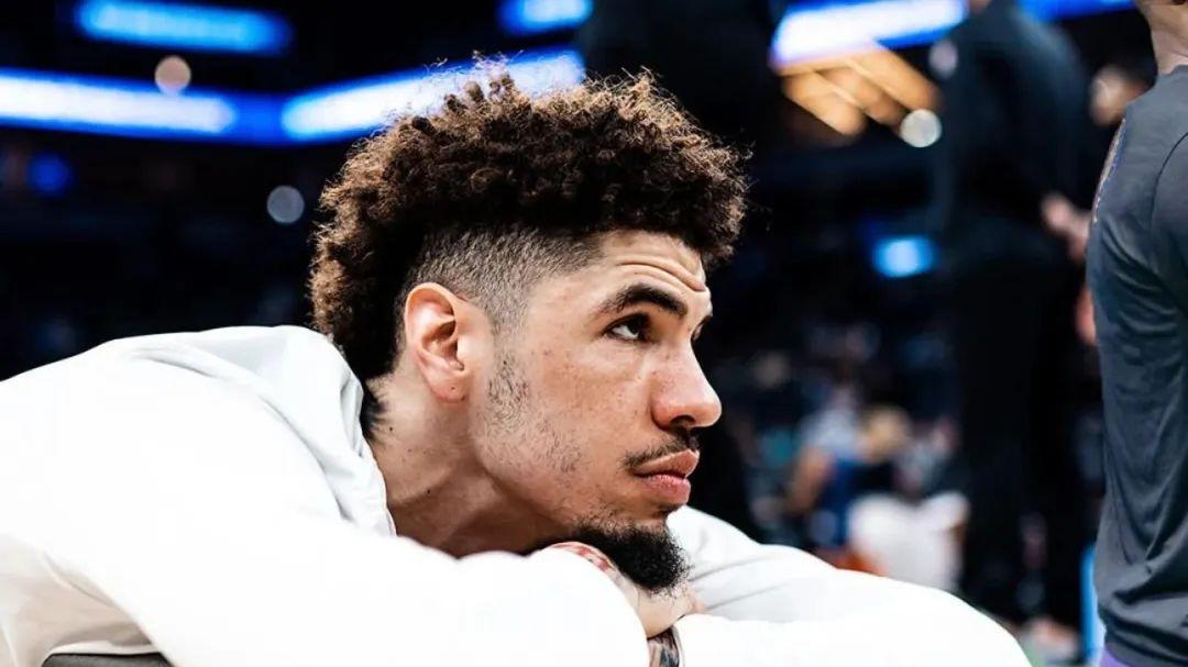 “三球”离开倒计时！加盟快船？黄蜂要变天了？