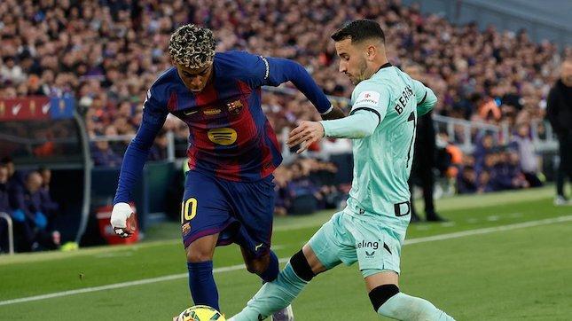 巴塞罗那 4-0 比利亚雷亚尔，汉西·弗利克：完美！