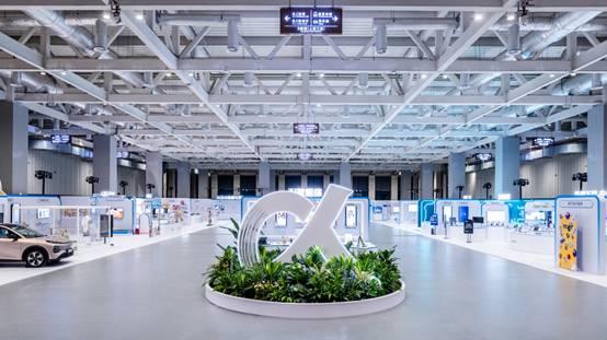 植根深圳创新沃土，荣耀AI终端生态大会引领产业智能化变革新浪潮