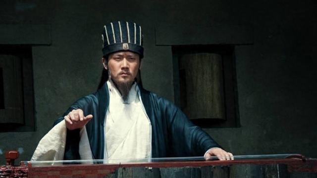 司马懿早已看出了空城计，为何还要撤军？诸葛亮：他若不撤，必死