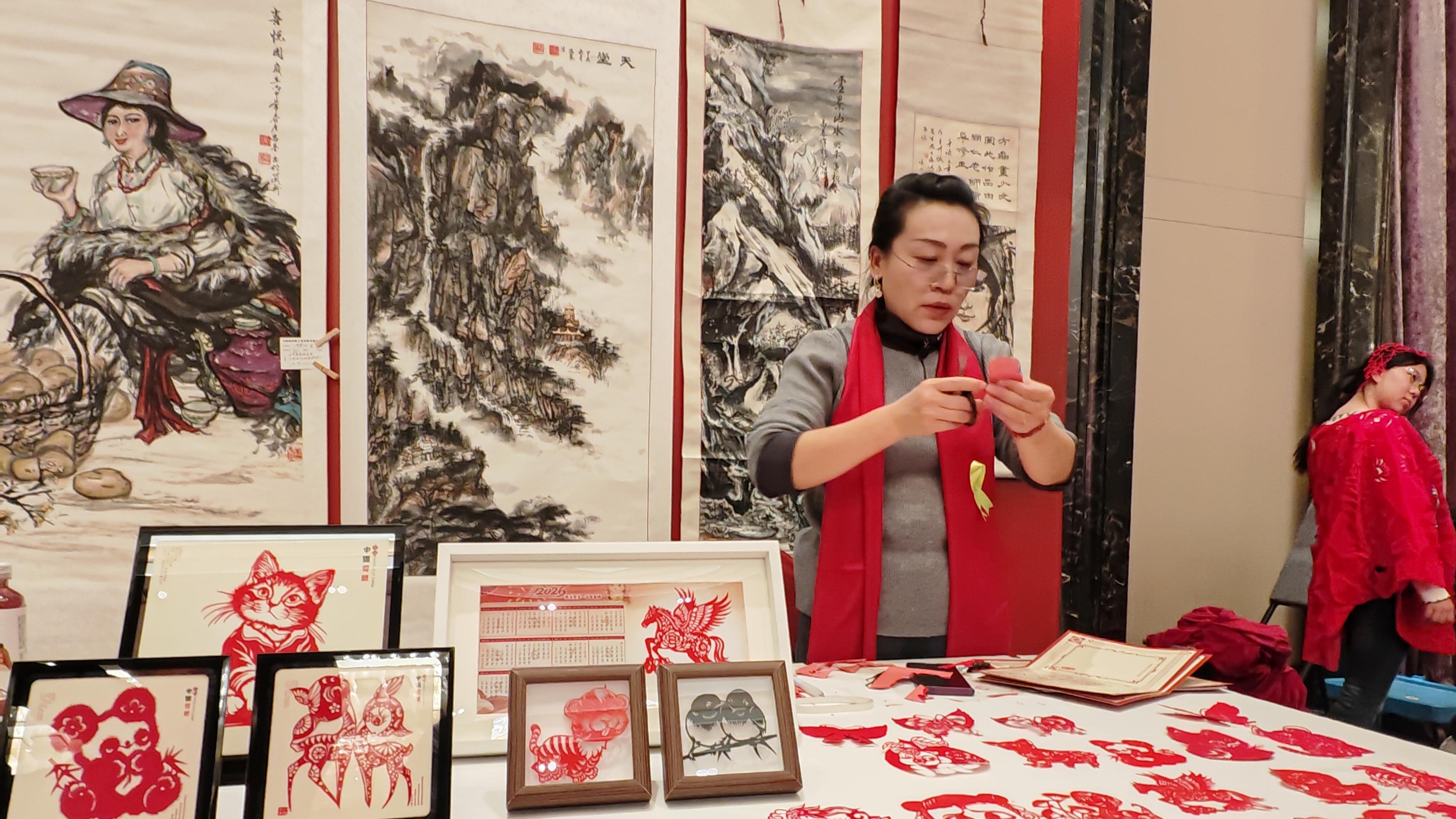 商界携手，为爱而行——2025江子为民公益年会圆满举办