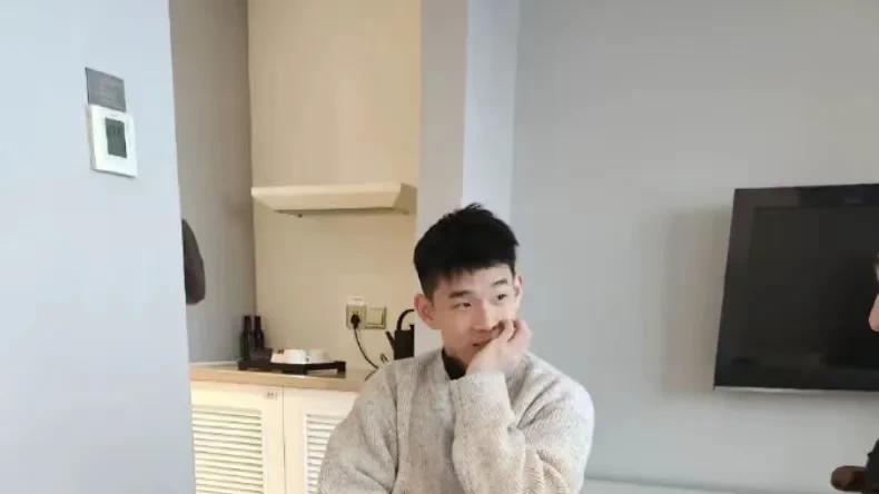 孙铭徽骨折，林葳韧带撕裂，CBA还能“健康”发展下去吗？