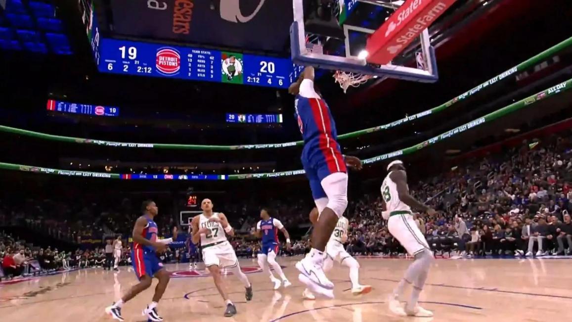 NBA：绿军送活塞8连胜，热火完美复仇；火箭重返西四，快船守五！