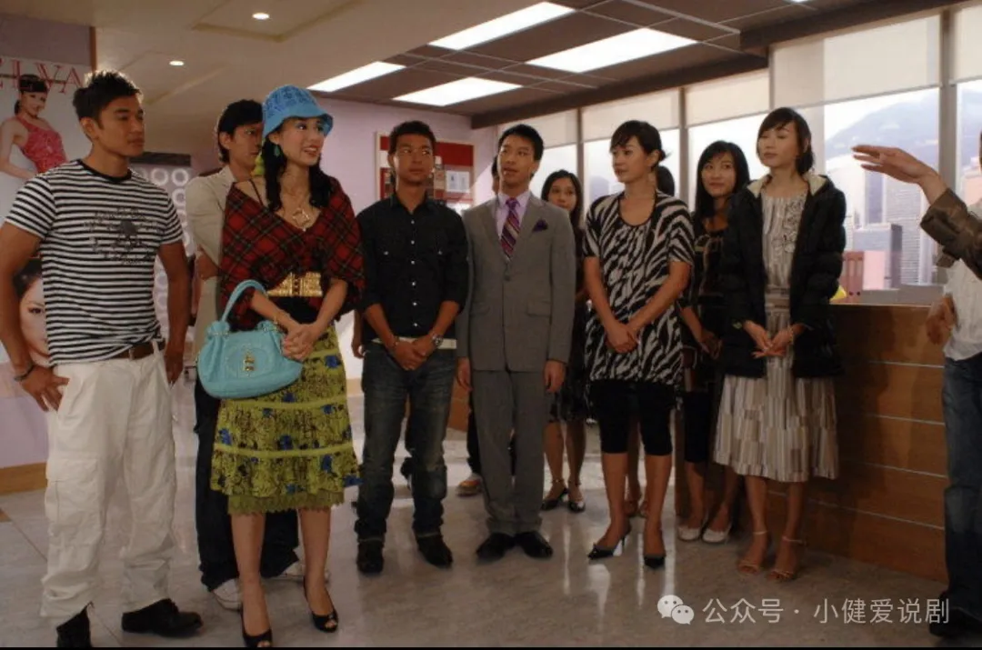 剧中那些不起眼却推动剧情发展的笨人