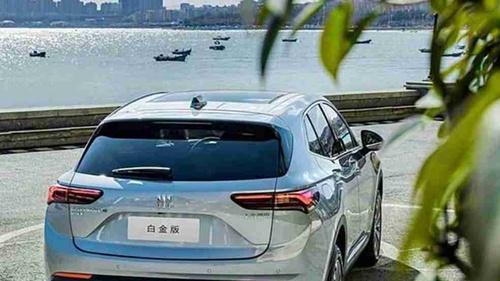 准备好银子四款燃油新车来袭2025款东风标致508L领衔