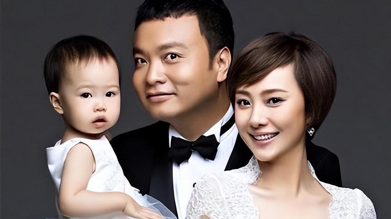 央视名嘴沙桐离婚风波揭秘：十二年婚姻终成“兄弟情”