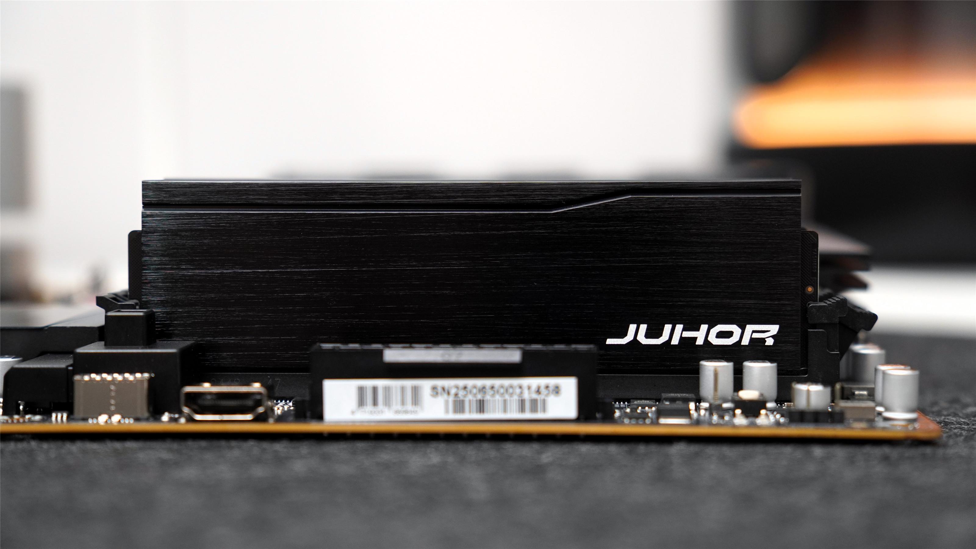 玖合 星域黑DDR5内存上机实测：CL36时序+国产颗粒，600多块很实在