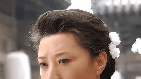 “谍战女神”王静：出道37年零绯闻，61岁至今未婚，投身于公益
