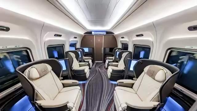 高铁里程直逼5万公里，绿皮火车为什么还在？