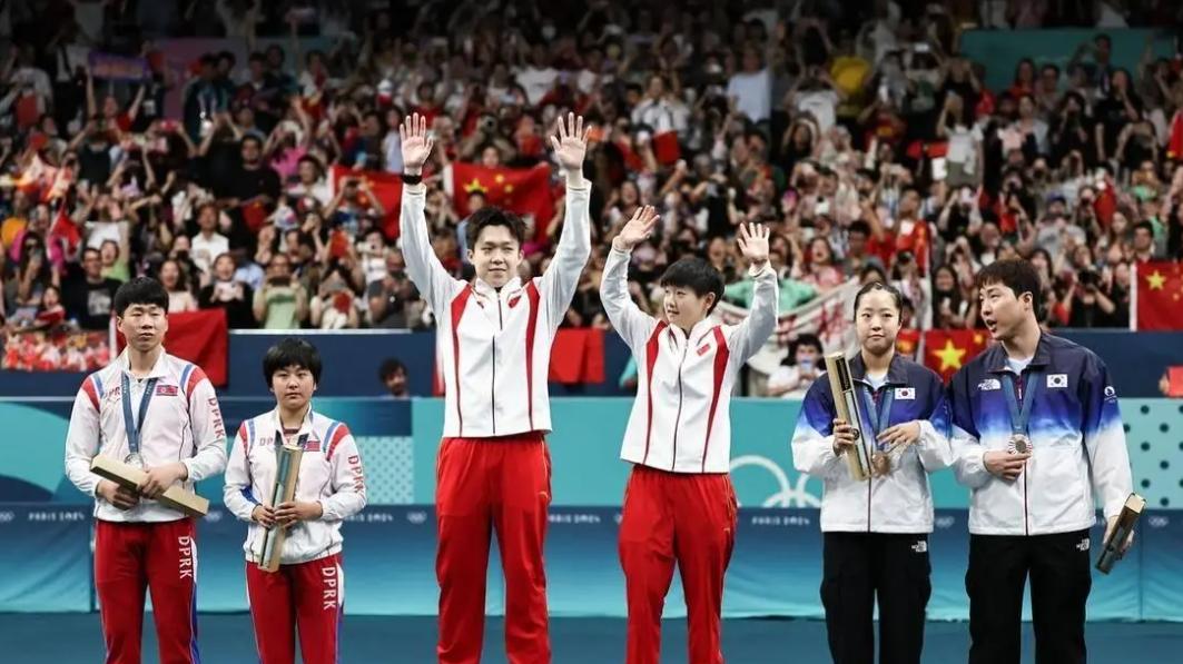 巴黎奥运会乒乓球混双领奖台：6人都高兴，都各自实现了一个心愿