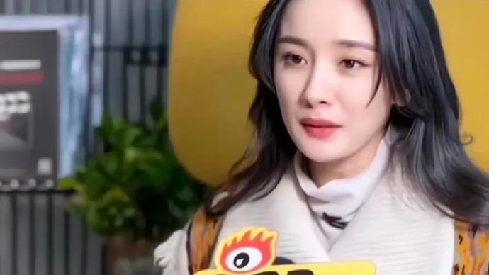 陈晓陈妍希官宣离婚，杨幂却被送上热搜，一句话道破婚姻的底层真相！